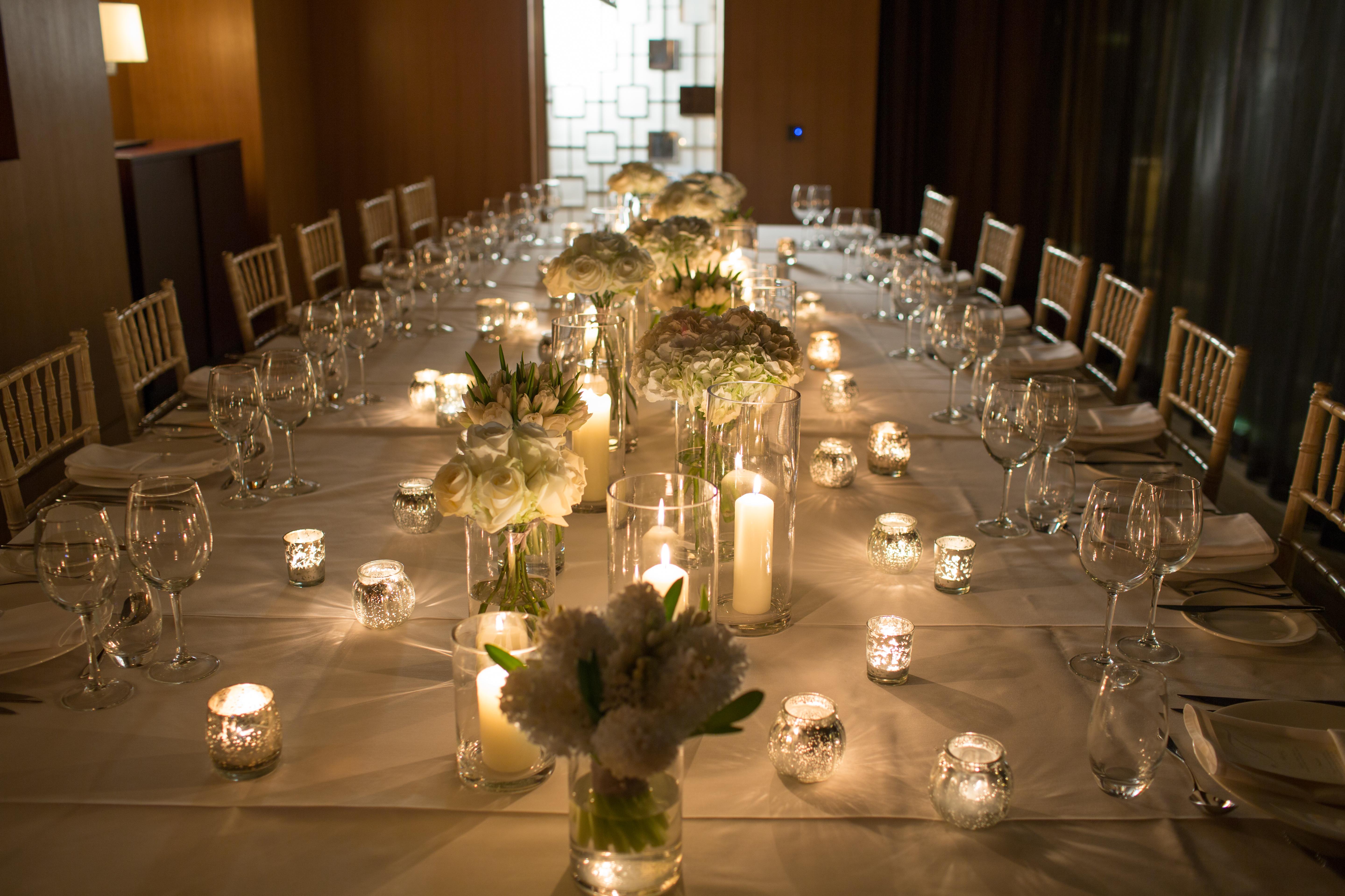 The Fitzwilliam Hotel Belfast Exterior foto A table set for a wedding reception